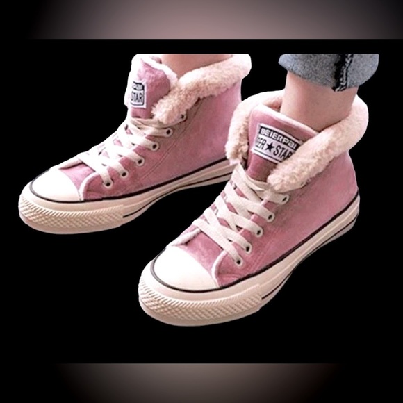 šwomenās Oxdans pink fur lined sneakers. - Picture 5 of 9